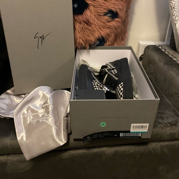 🔥🔥Giuseppe Zanotti Frankie Low-top Sneakers - Picture 9 of 9